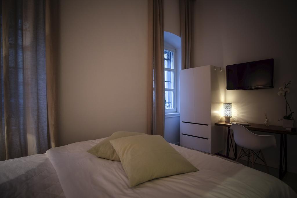 Gardin Split Apartment And Suite Exterior photo